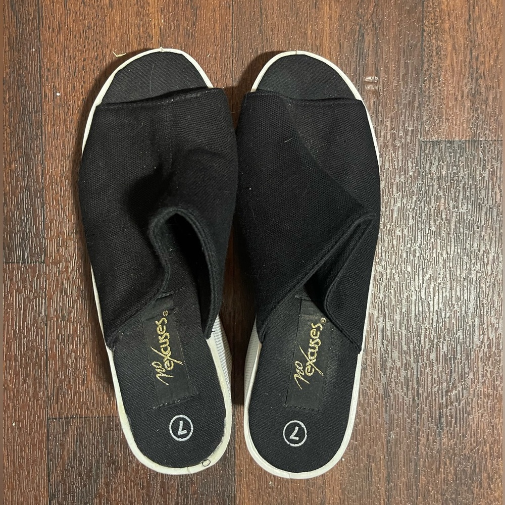 No Excuses Size 7 Black/White Wedges